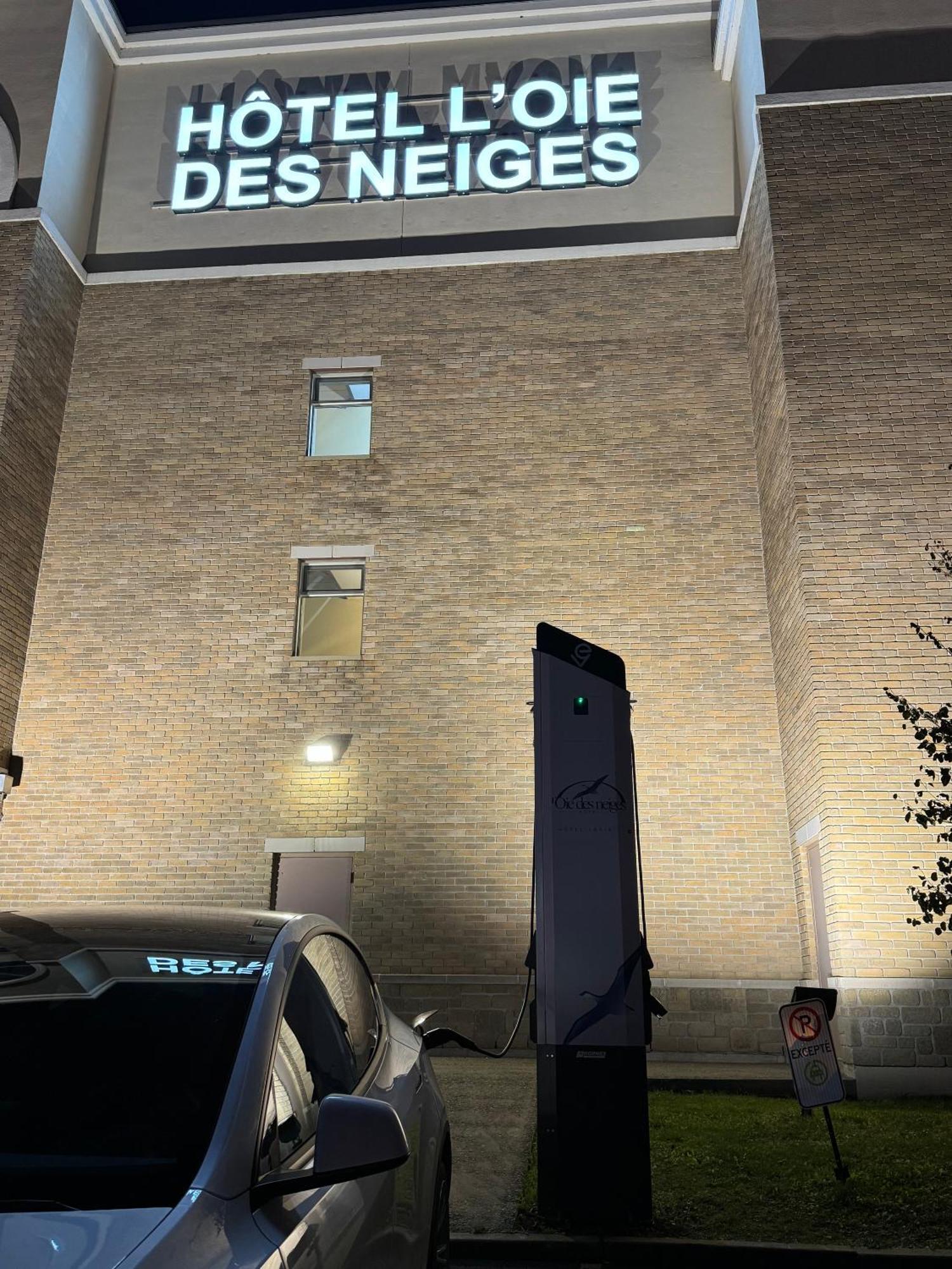 Hotel L'Oie Des Neiges เลวีส ภายนอก รูปภาพ